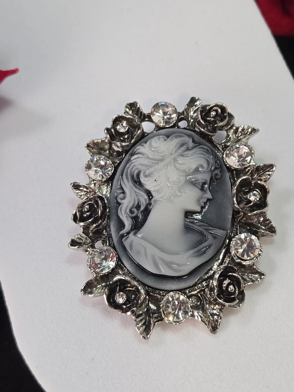 Silver Rose Cameo Brooch Gothic Victorian Rhinestone Pendant Pin Vintage Charm